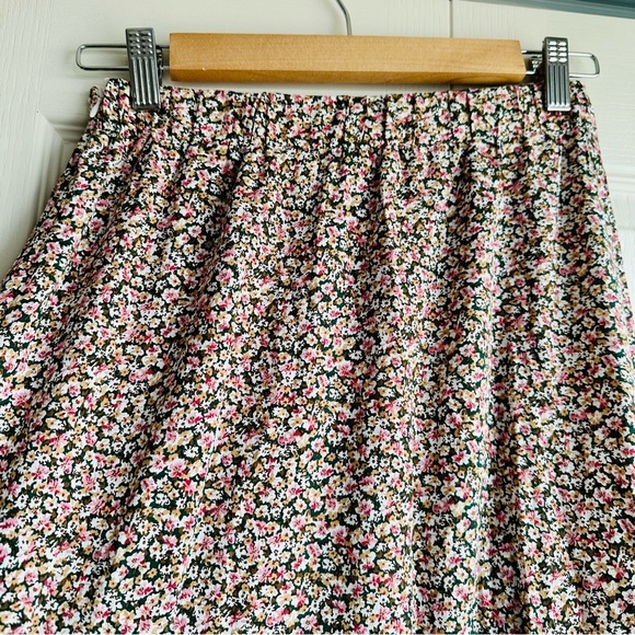 Floral Skirt from bigHit fashion - Picture 5 of 7